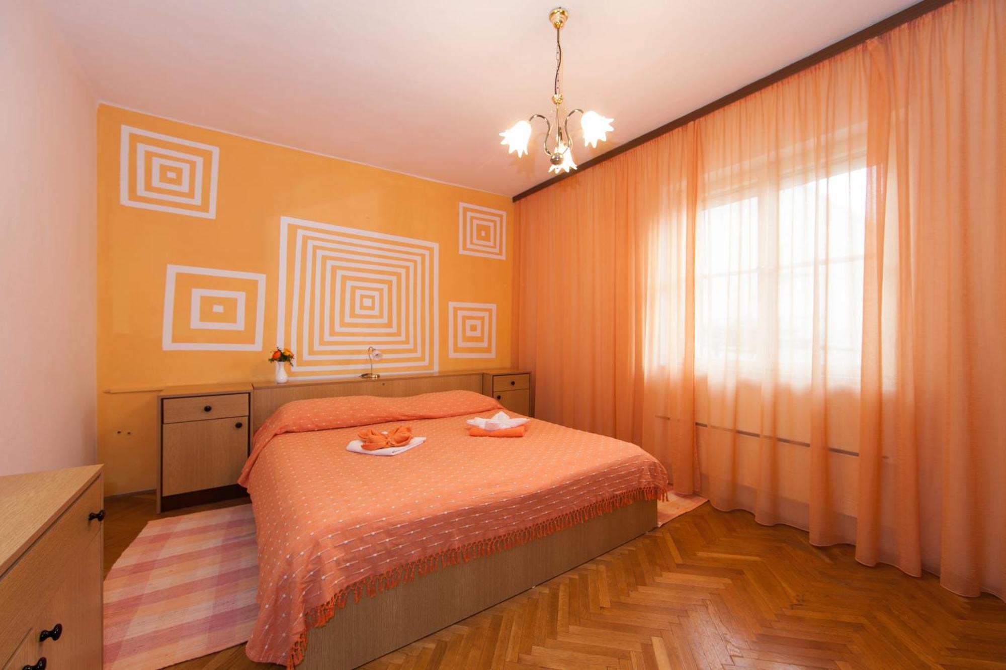 Apartmani Darinka Baška Voda المظهر الخارجي الصورة