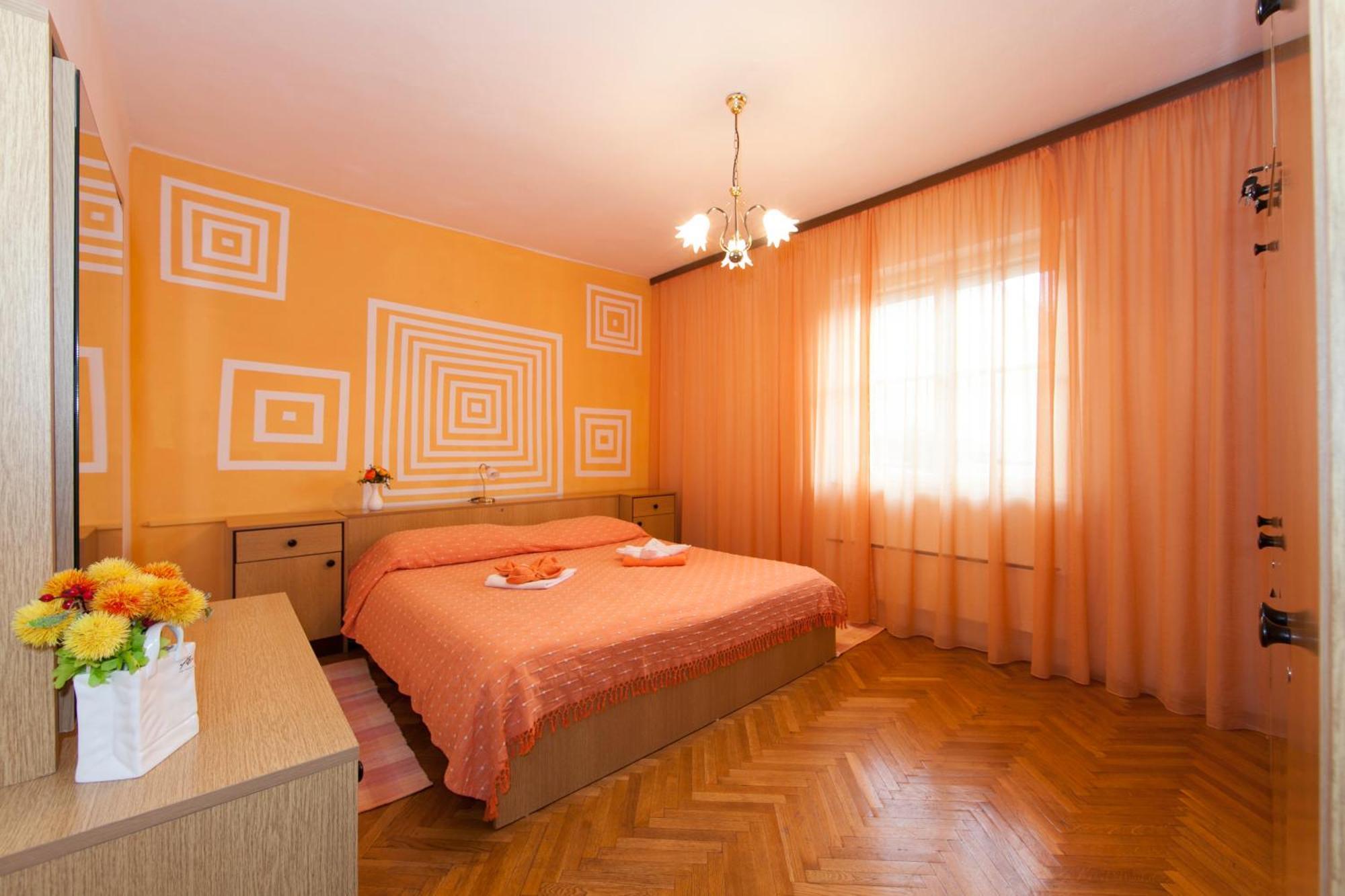 Apartmani Darinka Baška Voda المظهر الخارجي الصورة