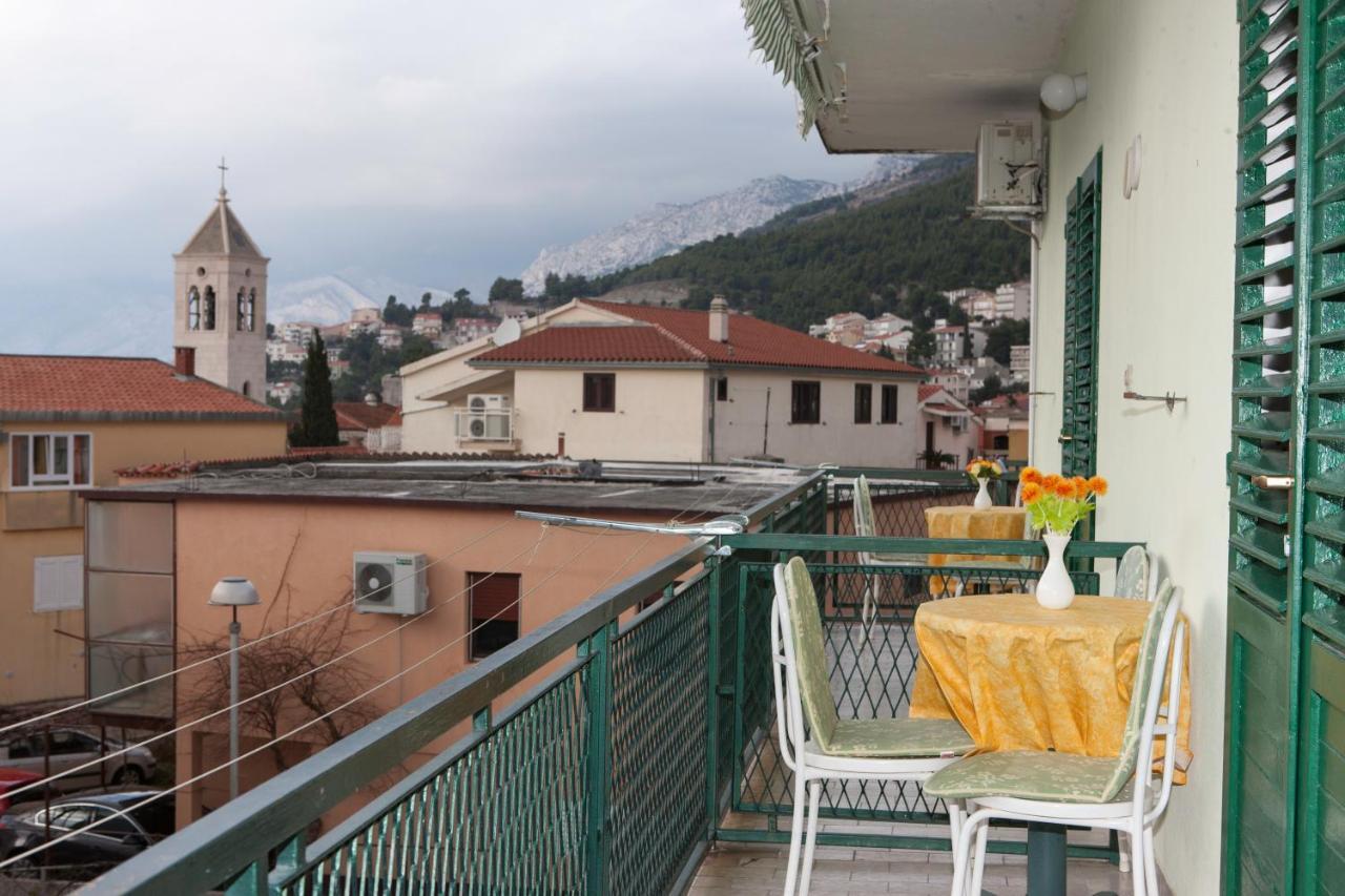 Apartmani Darinka Baška Voda المظهر الخارجي الصورة